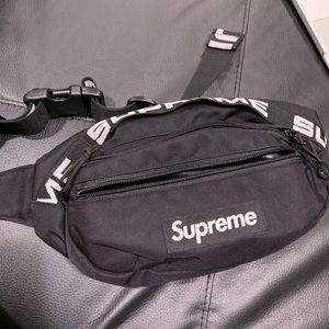 SUPREME FANNY PACK